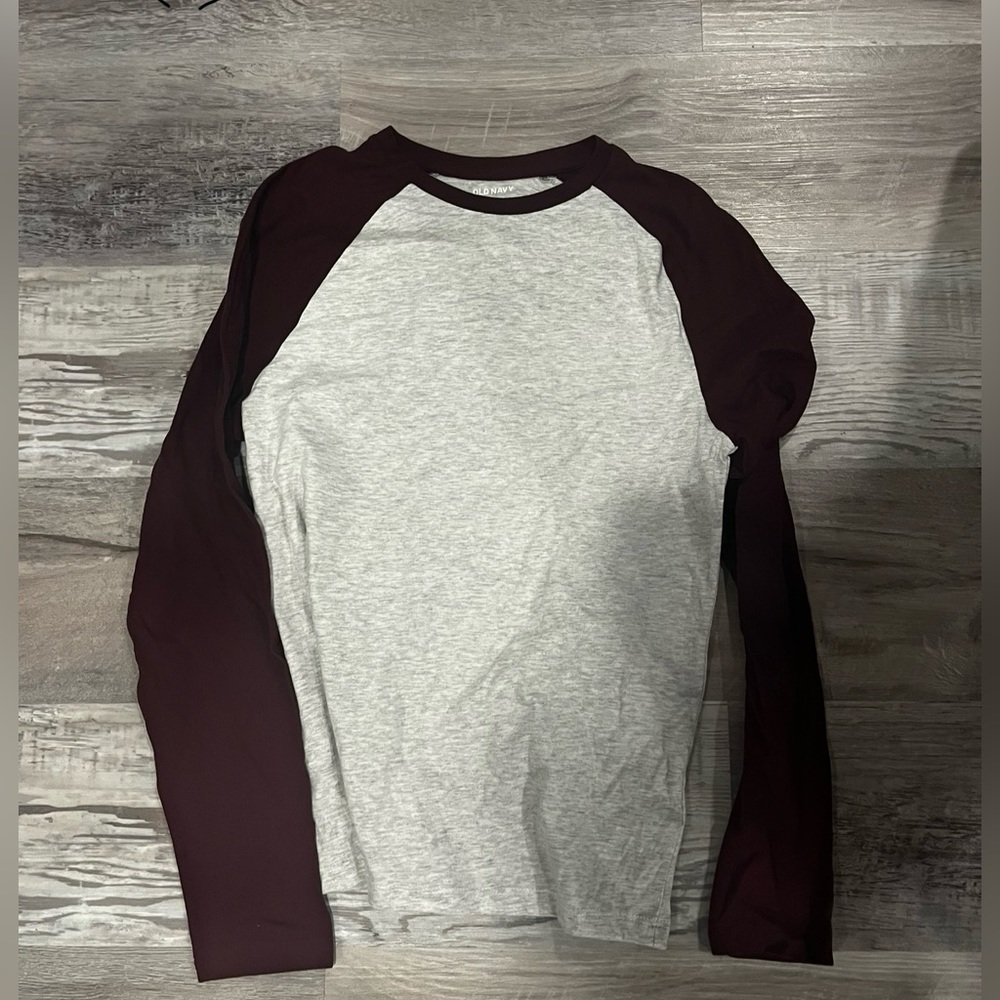 Grey and red long sleeve blank shirt